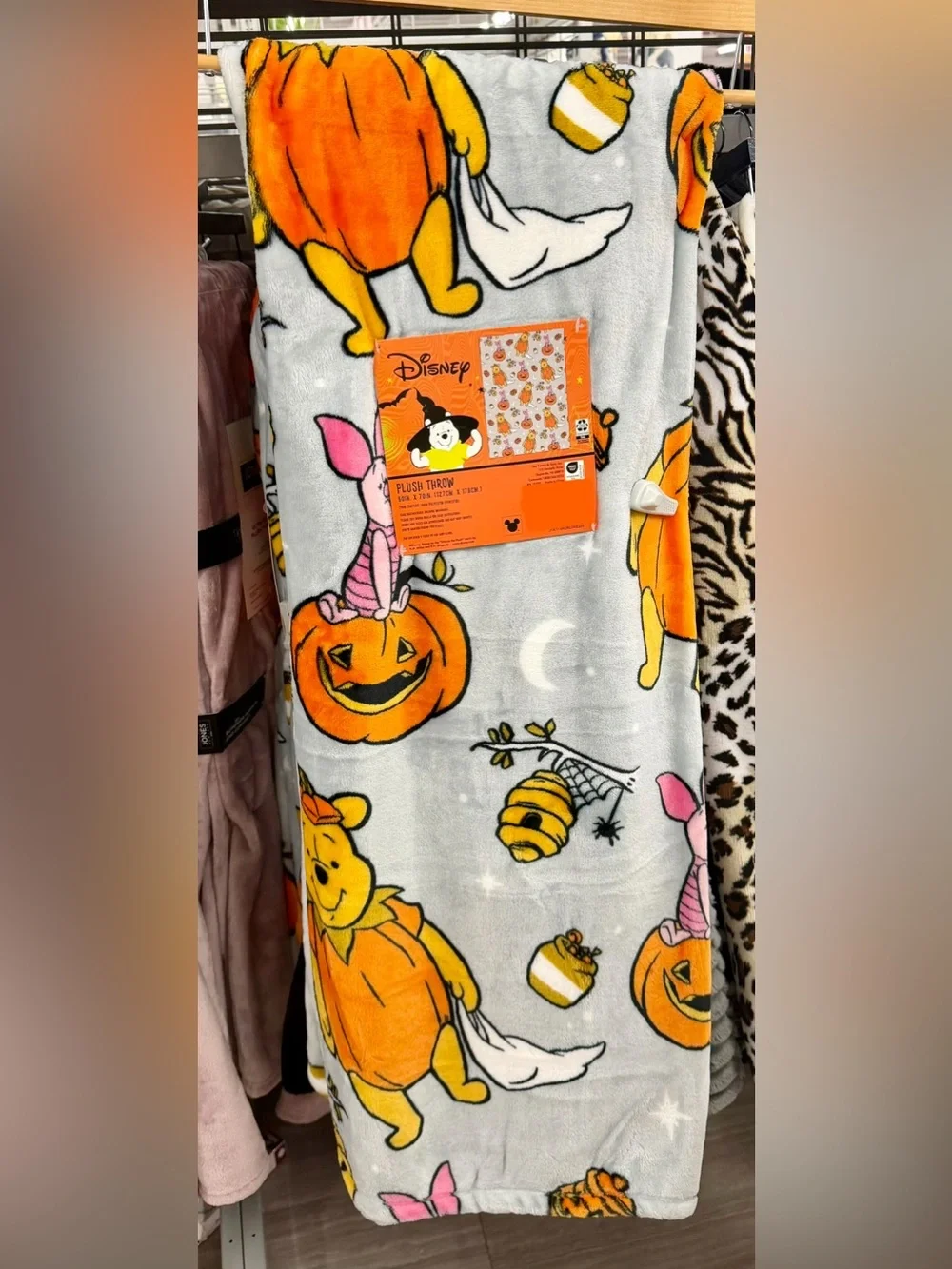 winnie the pooh halloween plush blanket throw